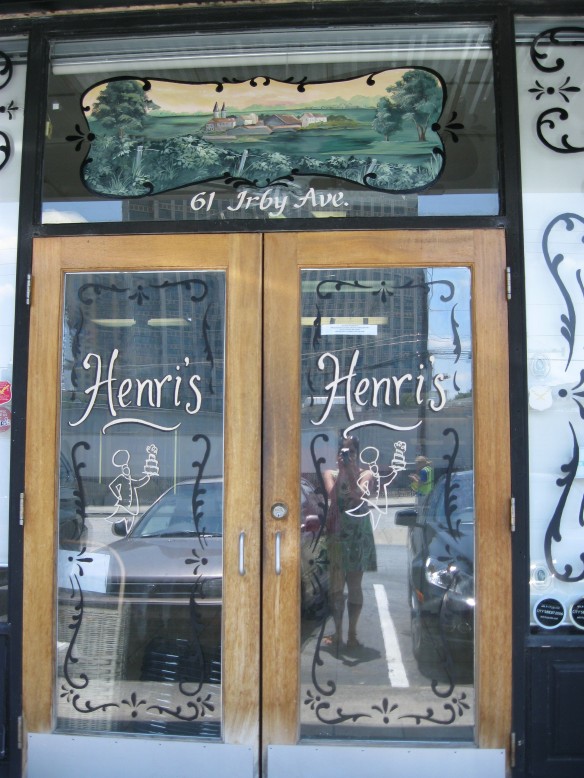 henri's bakery